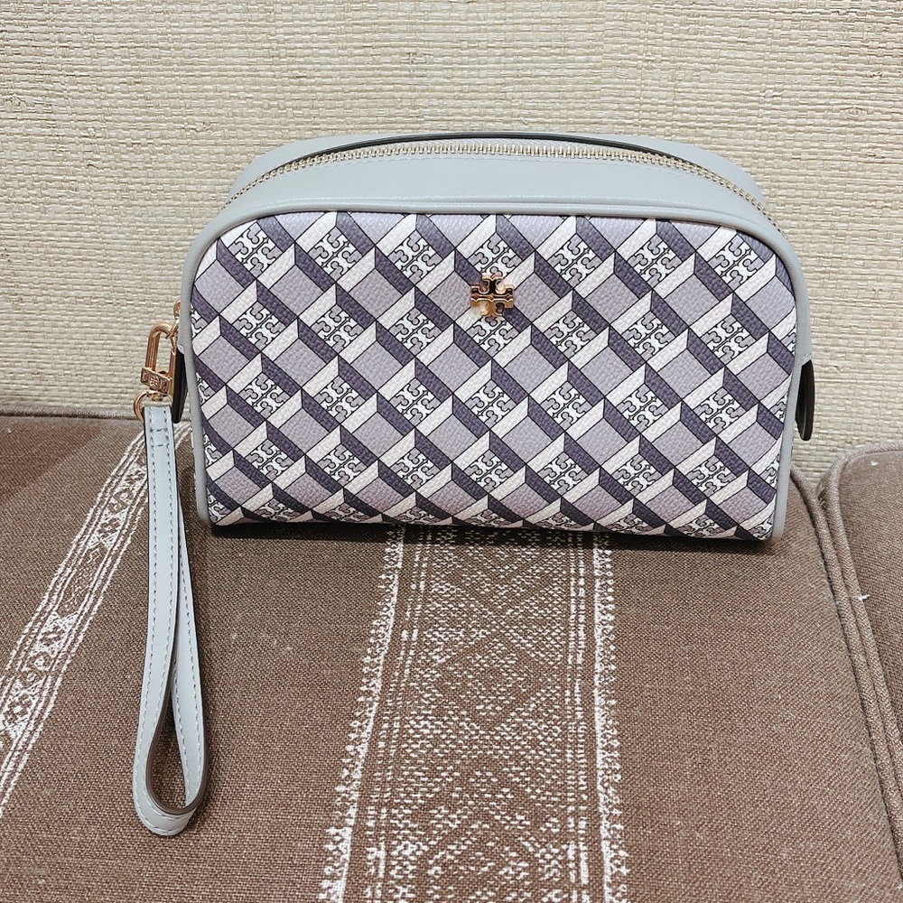 Tory Burch Geo Logo Essential Pouch - Gray